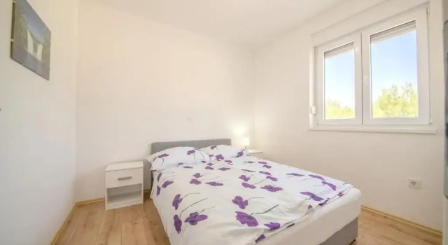 Apartment With 2 Bedrooms in Vrsi, With Enclosed Garden and Wifi - 350
