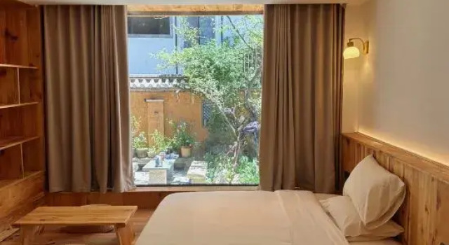 Люкс Premier Yiyueju · Poye Yinlu (Fengyangyi)