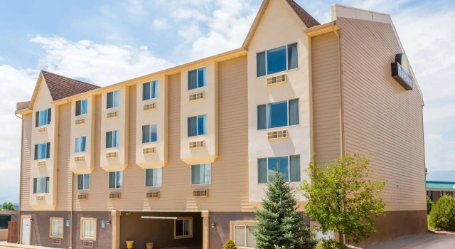 Olympia Inn, Buchen Sie Hotel Colorade Springs Colorado