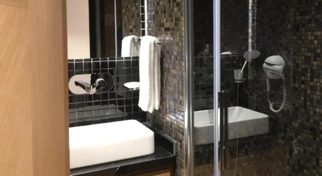 Двухместный номер Standard Four-G Hotel