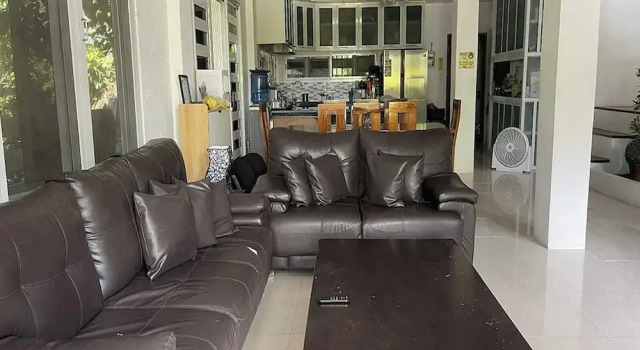 Villa Teresa Esperanza Tourist Inn, Prenota Villa Ville a Luzon, Villa