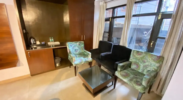 Beyond Stay Paradise Continental Mussorie, Rezervovat Hotel Mussoorie Uttarakhand