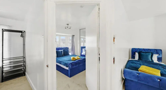 3bed Cozy House Parking Wifi, Varaa Huoneisto Asunnot kohteessa Merseyside, Huoneisto