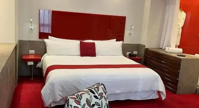 Люкс Zújmú Business Boutique Hotel