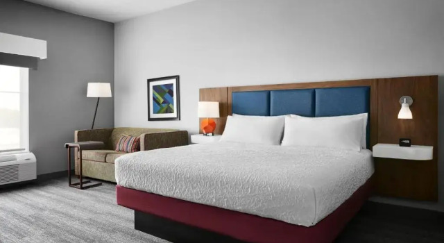 Двухместный номер Hampton Inn & Suites Charlotte Steele Creek Road, NC