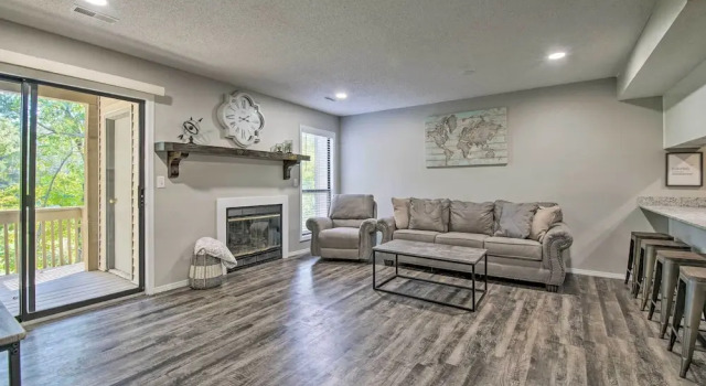 Cozy Branson Condo Near Lakes & Theatre District, Забронировать Апартаменты/квартира Отели Table Rock Lake с парковкой, Парковка