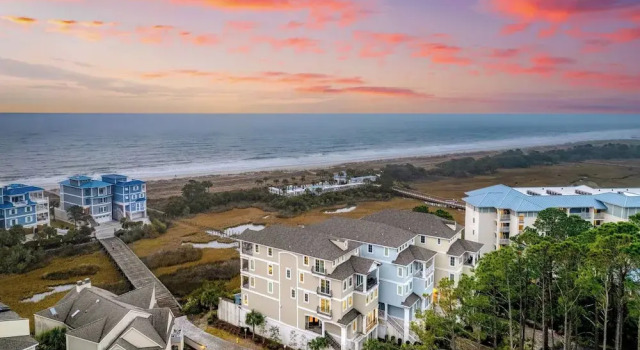 Коттедж Sleeps 24! Priv Beach Boardwalk, Free Pool Heat, Ocean View 24 Bradley Cir by Avantstay