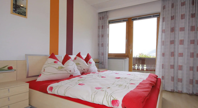 Roswitha - Inh 29703, Rezerwuj Hotel Hotele w Tyrol z parkingiem, Parking