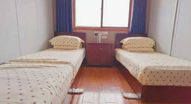 Трёхместный номер Standard Huayin Five Cloud Mountain Inn