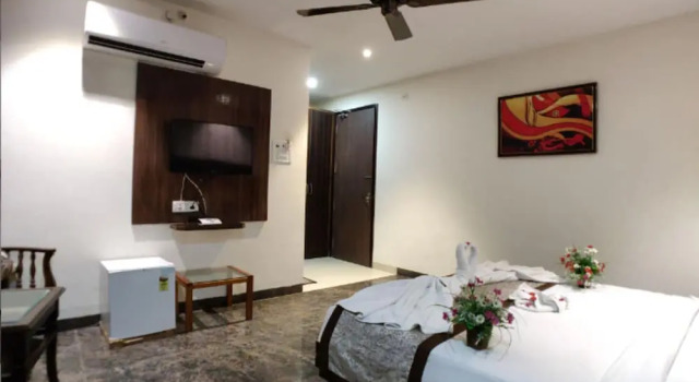 Люкс Hotel Badrika Inn
