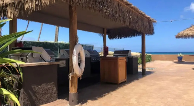 Апартаменты Kahana Oceanfront Gem w Gym Pool AC Comfort Walk to Dining