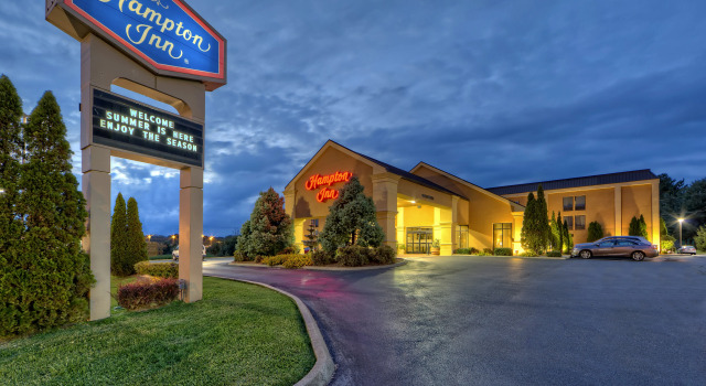 Hampton Inn Morristown, Забронировать Отель Отели Морристаун с завтраком, Завтраки