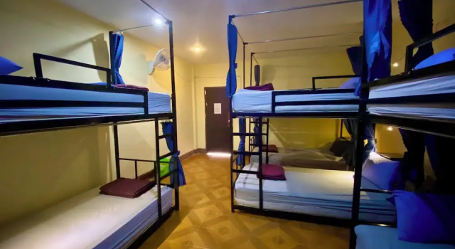 Кровать в общем номере Nana Backpacker Hostel