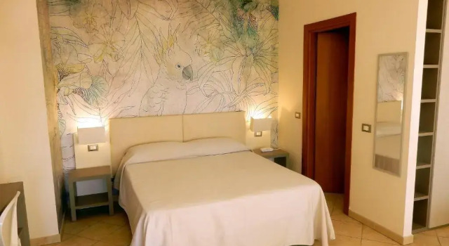 Полулюкс Hotel Kaly