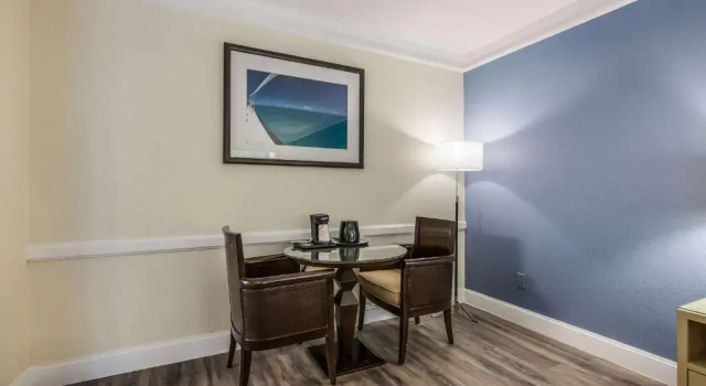 Номер Standard Quality Inn Hampton - Newport News
