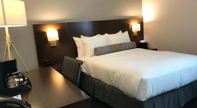 Номер Standard Edgewater Hotel