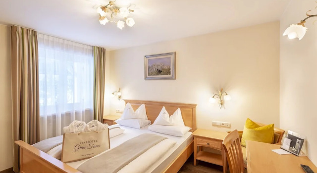 Двухместный номер Economy Hotel Gran Fanes