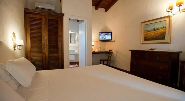 Nora Club Hotel