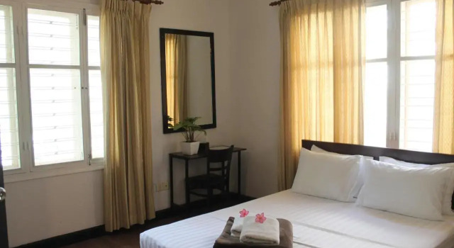 Frangipani Villa-60s Hotel, Buchen Sie Hotel Phnom Penh 