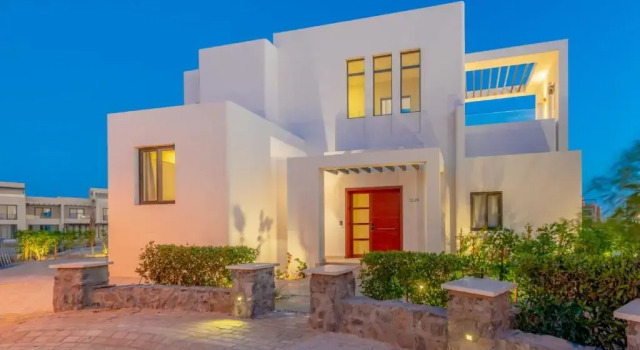 Long Island Gouna 5br Tawila Beach House & Pool