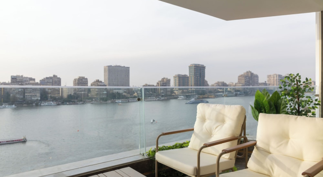 Апартаменты Executive с 4 комнатами с балконом и с видом на реку ALSAWAH 4BR Luxury Nile Residence