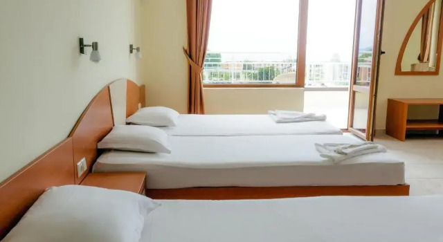 Полулюкс Hotel Malibu