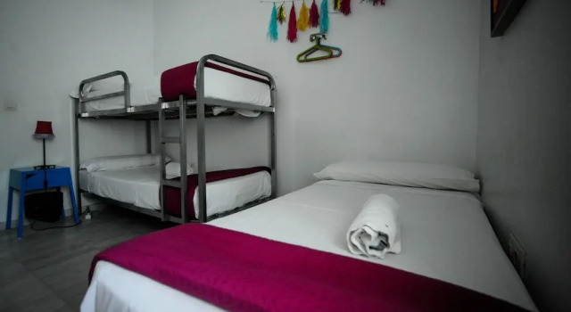 Трёхместный номер Standard La Flamenka Hostel