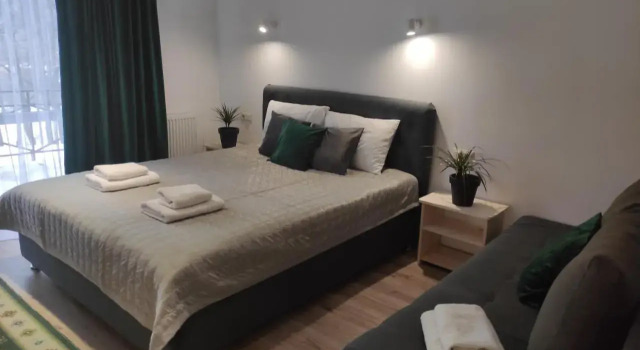 Guest House Svitliza, Prenota Affittacamere Hotel a Ivano-Frankovsk con parcheggio, Parcheggio