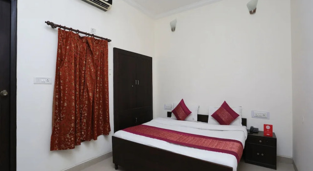 Номер Deluxe OYO 12868 Hotel City Lite