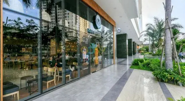 Tropical House @ RiverGate