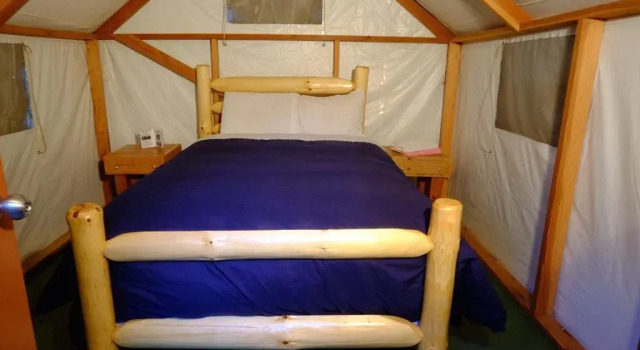 Yosemite Bug Rustic Mountain Resort, Забронировать Курортный отель Мидпайнс Mariposa County