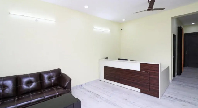 Delight Inn By OYO Rooms, Забронировать Отель Отели Гомти Нагара с завтраком, Завтраки
