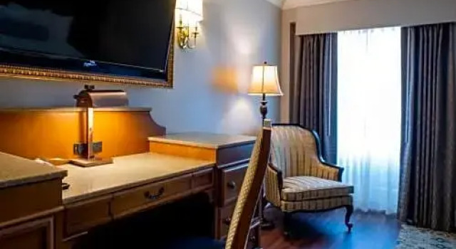 Четырёхместный номер Standard с балконом Hotel St. Marie