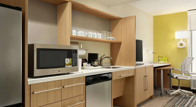 Четырёхместный люкс Home2 Suites By Hilton Waco