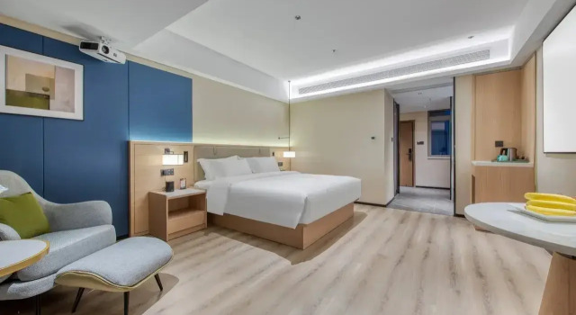 Rezen Longhh Hotel (Guangzhou Shayan Subway Station Lefeng Square Store), Boek Hotel Hotels in Guangdong met parkeren, Parkeren