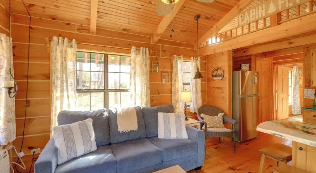 Steps to Virginia Creeper Trail: Creekside Retreat, Prenota Casa vacanze Damascus Virginia