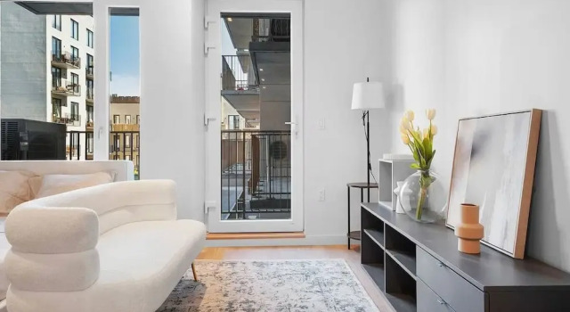 Студия Chic Brooklyn Stay Steps to G Train