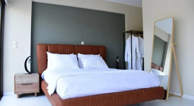 Апартаменты Spacious & Minimal Apartment Near Airport Paiania Coniann Filoxenia