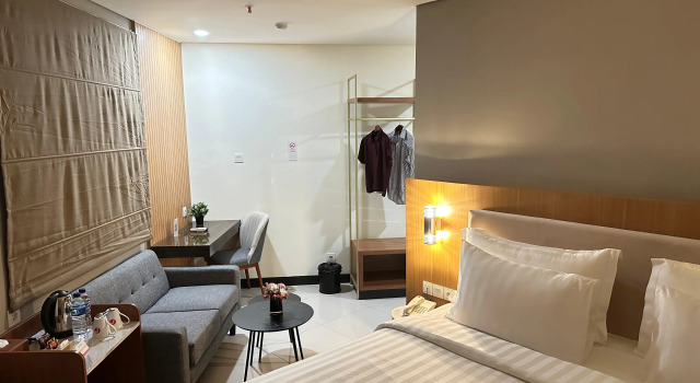 Camera Deluxe dprimahotel Jemursari Surabaya