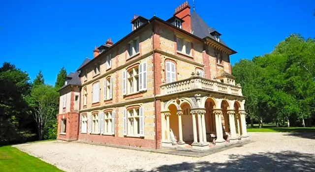 Château De La Bribourdière, Rezervovat Hotel Hotely v Putot-en-Auge s parkováním, Parkování
