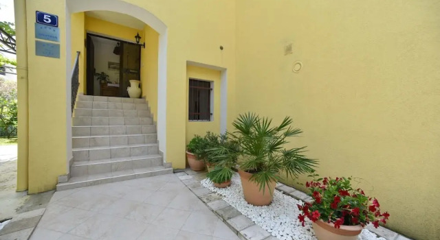 Apartments Calenic