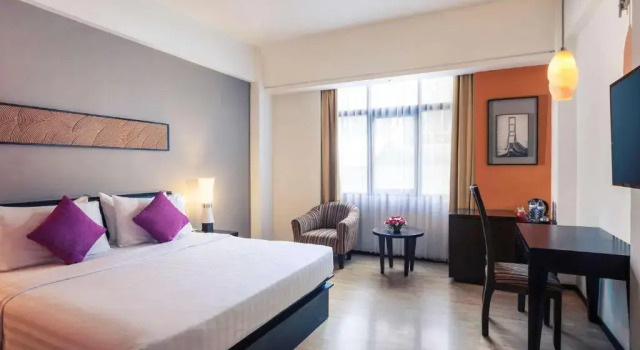 Superior Double room Mercure Surabaya Grand Miram