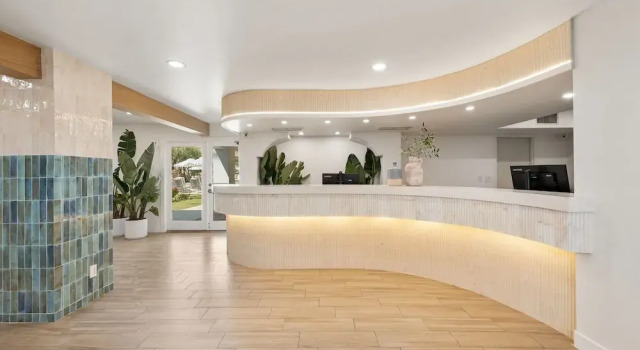 Casa Palma Boutique Palm Springs, Забронировать Бутик-отель Отели Палм-Спрингса 3 звезды, рядом с Palm Springs Square Shopping Center, 3*