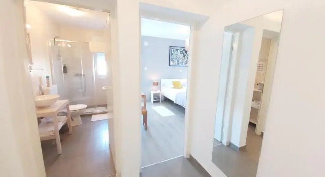 Двухместный номер Standard с балконом Guest House Dragić - Anex