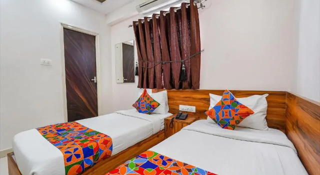 FabExpress Nr Comforts, Rezervovat Hotel Hotely v Bangalore s parkováním, Parkování