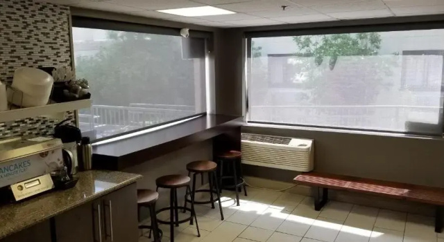 Номер Superior Waterfront Inn PHL Airport
