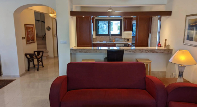 Villa Pontus - stunning views & privacy in beautiful garden with pool & hot tub