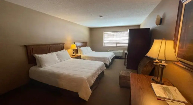 Двухместный номер Standard Elkwater Lake Lodge and Resort