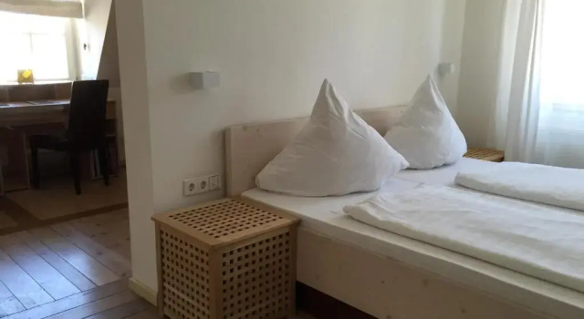 Номер Deluxe Hotel Hahn Gondelsheim