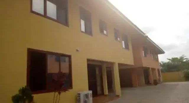 Executive 5 Bedroom House At East Legon